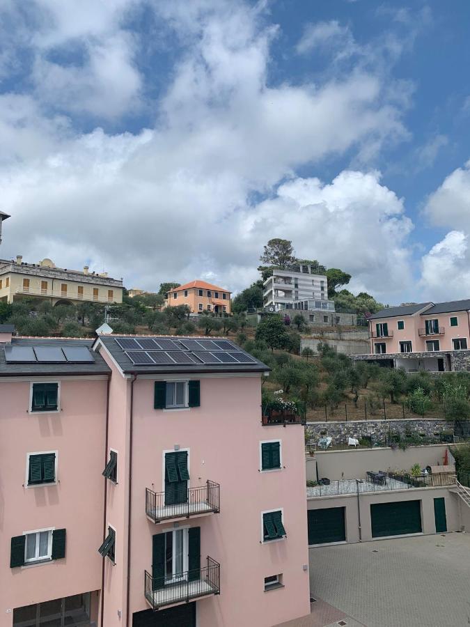شقة Terrazza Sul Mare In Via Devoto كيافاري المظهر الخارجي الصورة