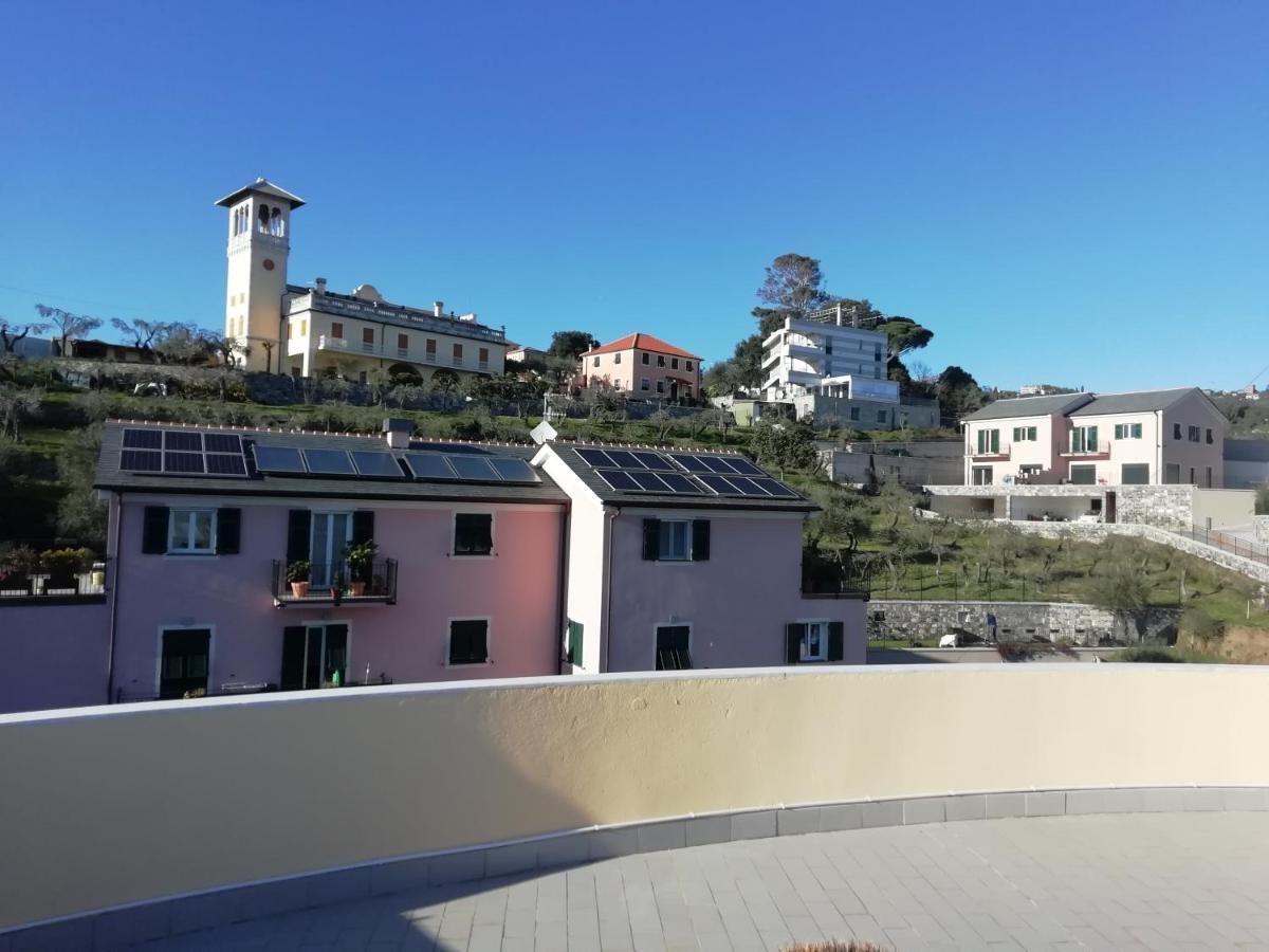 شقة Terrazza Sul Mare In Via Devoto كيافاري المظهر الخارجي الصورة
